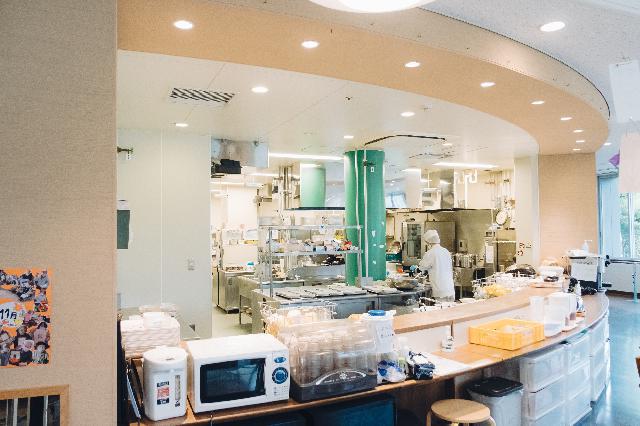 【常勤】特別養護老人ホーム加賀屋の森での調理士/管理栄養士募集!!　年間休日124日　プライベート重視の職場