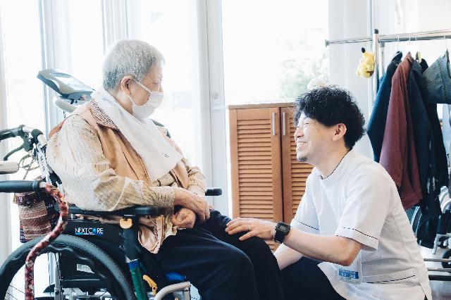 【リハビリ特化型デイサービス】住之江公園徒歩5分　日勤のみ　准看護師も応募可能　　年間休日124日+リフレッシュ休暇3日休みが多い施設